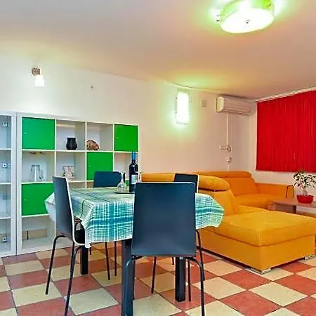 929 Hotel 4*
